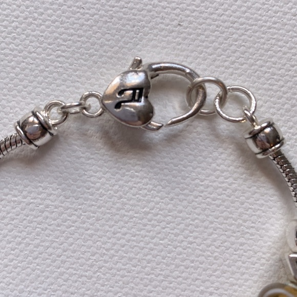 Musical & Country Western themed silver tone hand crafted charm bracelet, 8” - Picture 2 of 5